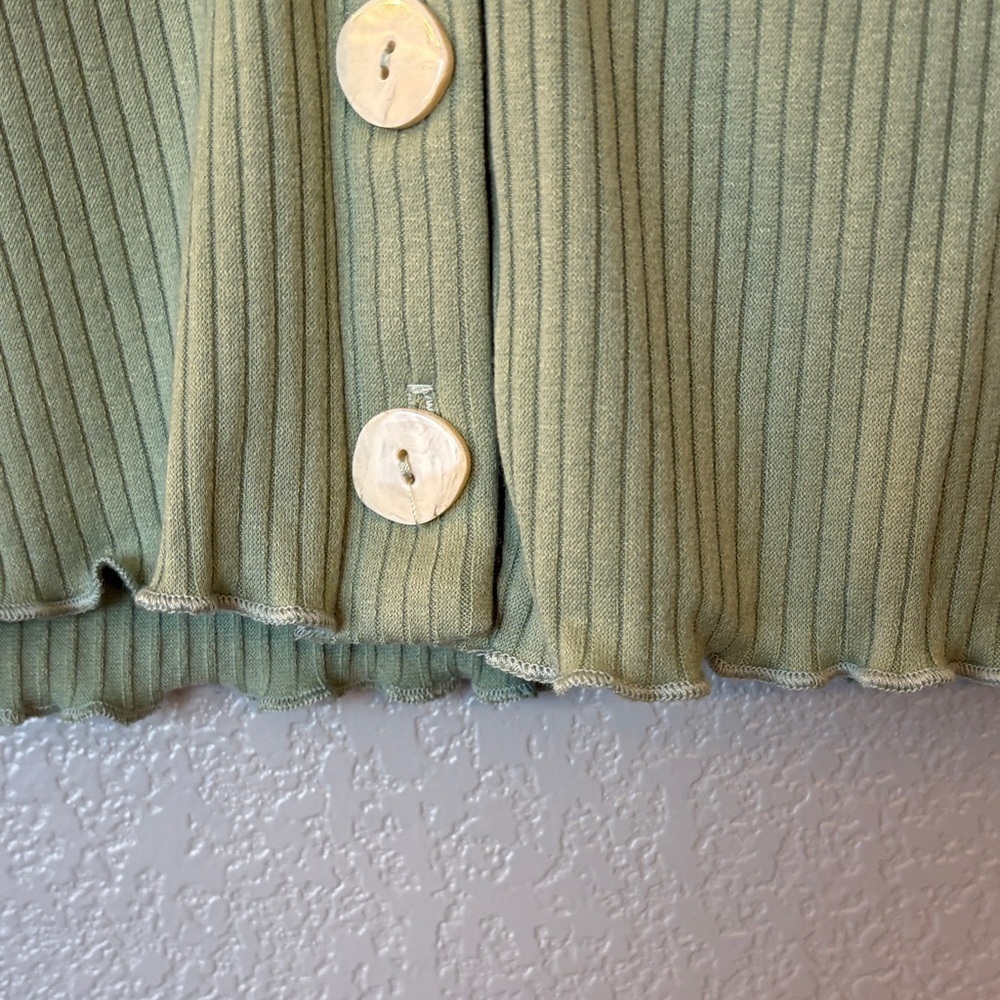 Lost + Wander Olive Ribbed Button-Down Top - Picture 6 of 9
